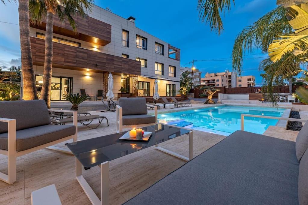 Lusso E Relax Con Piscina A 2 Minuti Dal Mare Miami Playa Exterior foto
