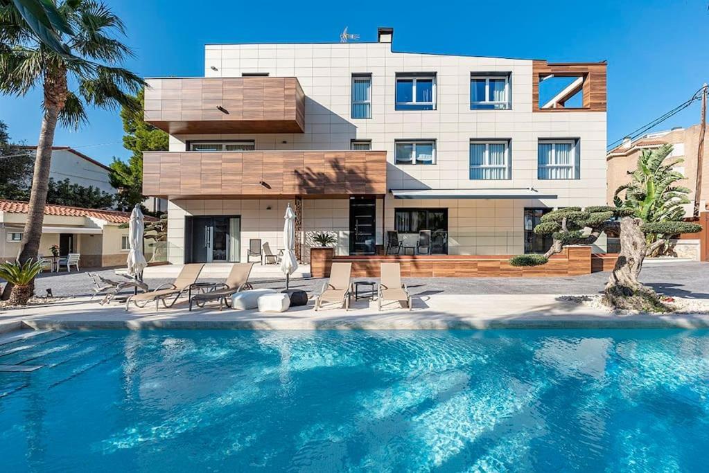 Lusso E Relax Con Piscina A 2 Minuti Dal Mare Miami Playa Exterior foto