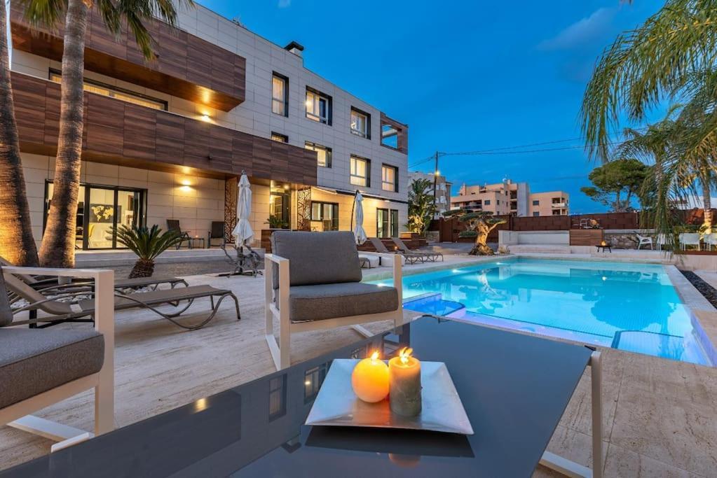 Lusso E Relax Con Piscina A 2 Minuti Dal Mare Miami Playa Exterior foto