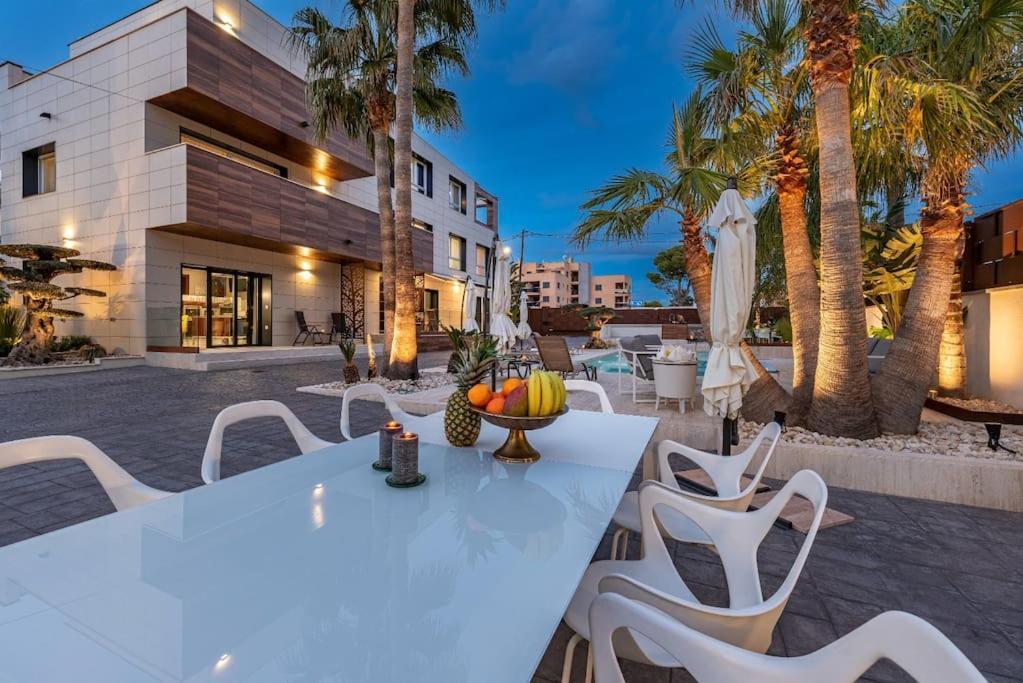 Lusso E Relax Con Piscina A 2 Minuti Dal Mare Miami Playa Exterior foto